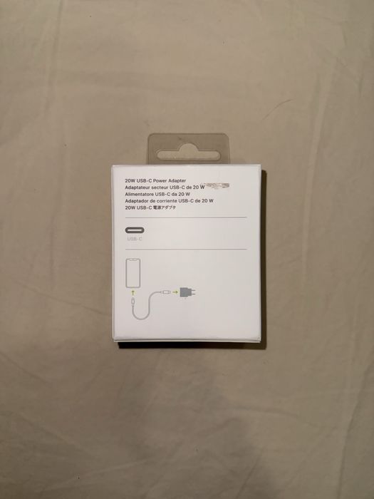 Оригинален адаптер за IPhone USB-C 20W