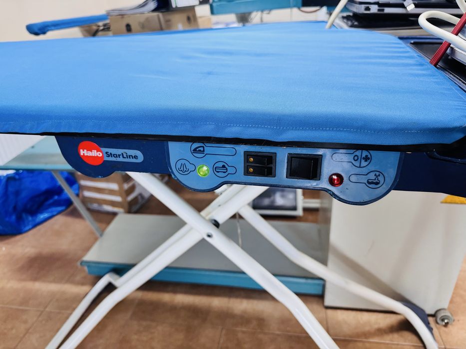 Masa de calcat cu absortie si statie de calcat cu abur Hailo StarLine