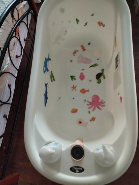 Комплект за къпане Lorelli - Вана с оттичане, подложка, термометър и стойка, 88 cm, бяла