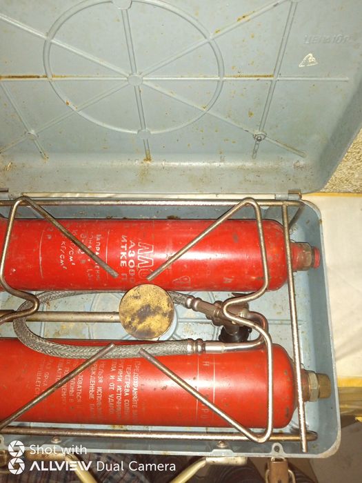 Butelie și aragaz voiaj