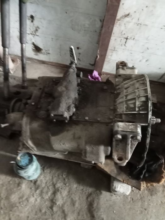 Продам две коробки