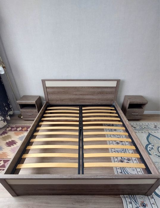 Спальный гарнитур продам