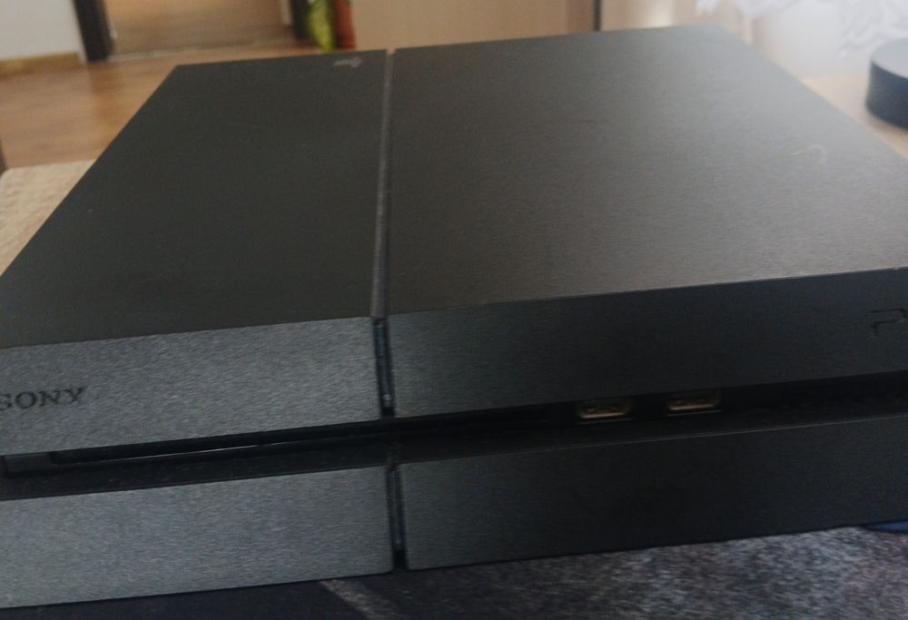 Ps4 в откично състояние