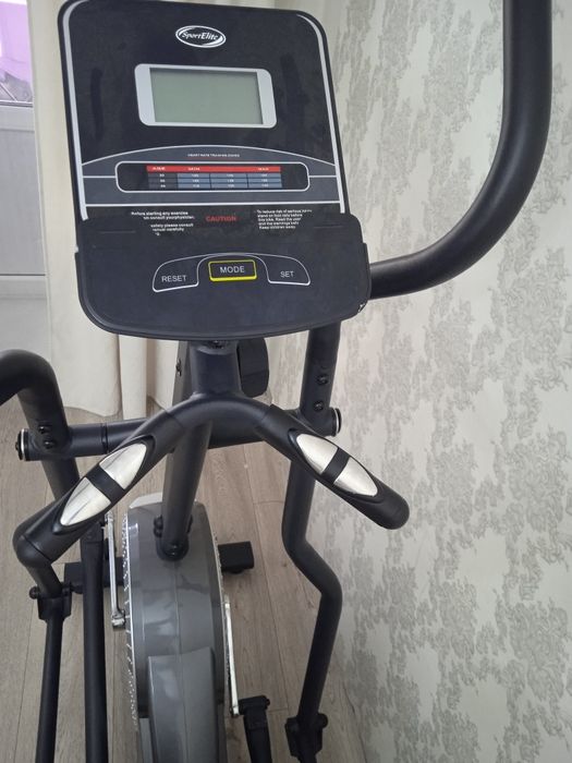 Эллиптический тренажёр