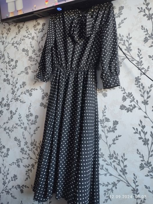 Продам чёрное платье