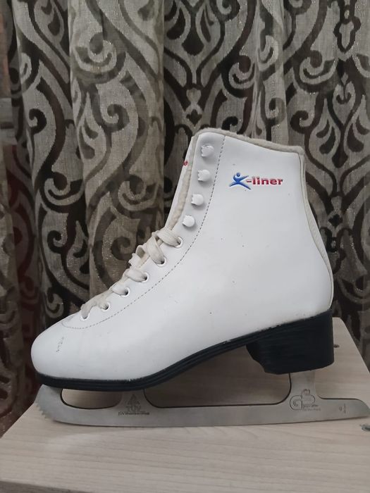 Коньки фигурный котония