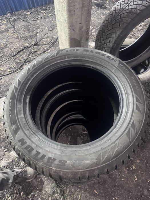 Шины  255/55/18  Шиповный