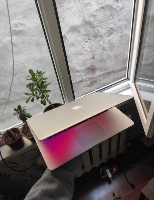 Apple MacBook PRO 15"/ 16/512. В отличном состояние.