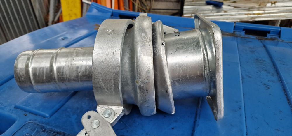 Mufa vidanja 6 toli cu flansa redusă cu ieșire struț mama 4 toli impor