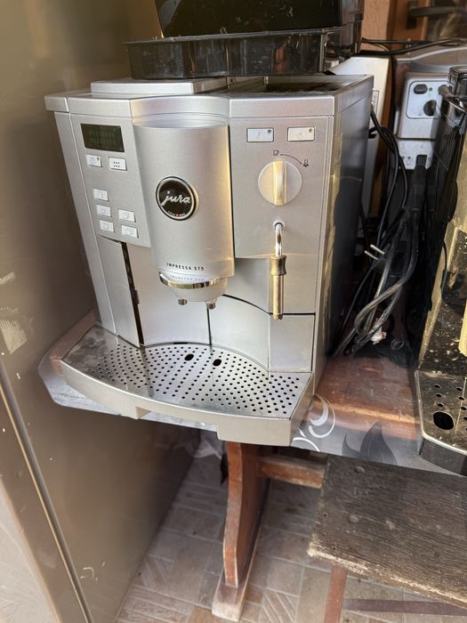 Продавам кафемашина