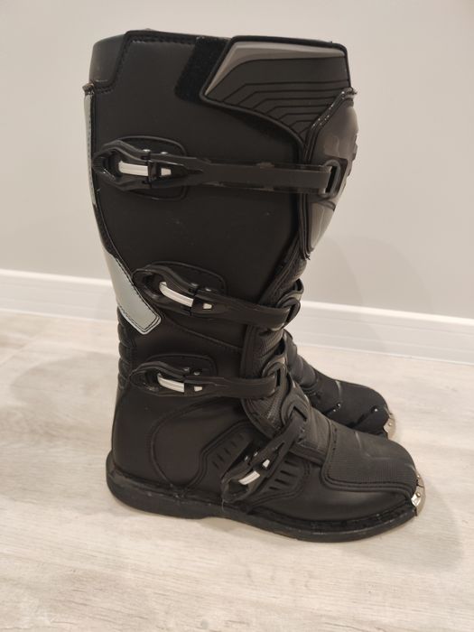 Кросови ботуши RAVEN  номер 44