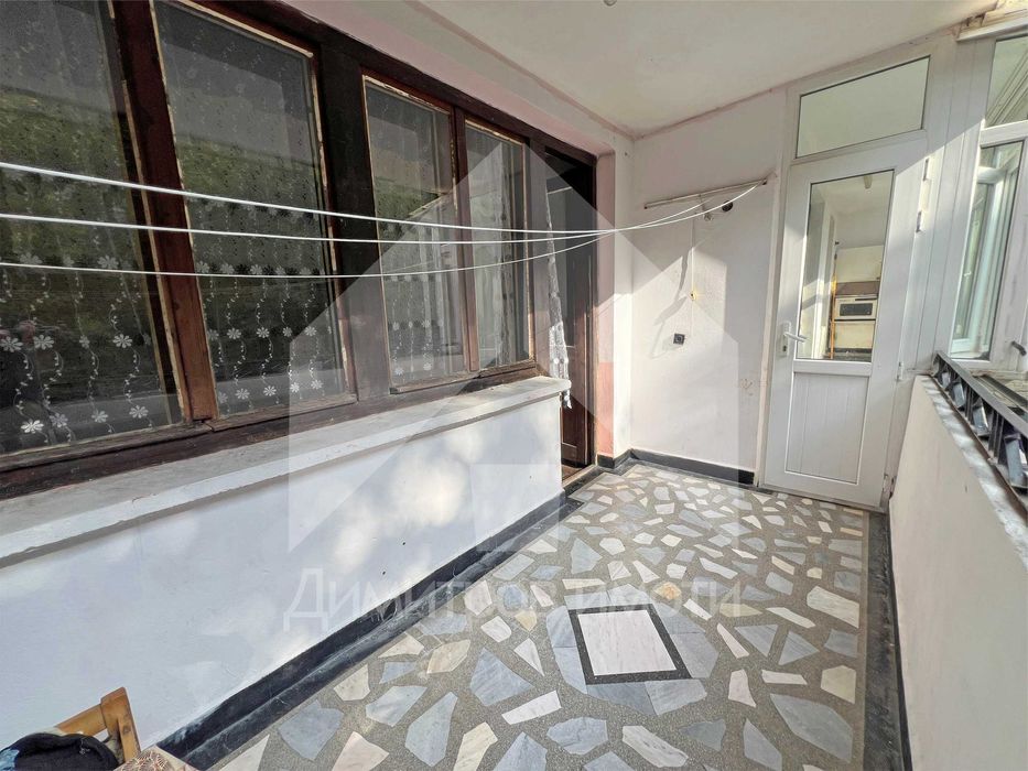 Продава се Четиристаен апартамент в Нови пазар - 94 кв.м за 798 €/кв.м - Снимка #9