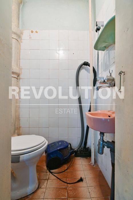 Дава се под наем Тристаен апартамент в София, Лозенец - 80 кв.м за 500 € - Снимка #10