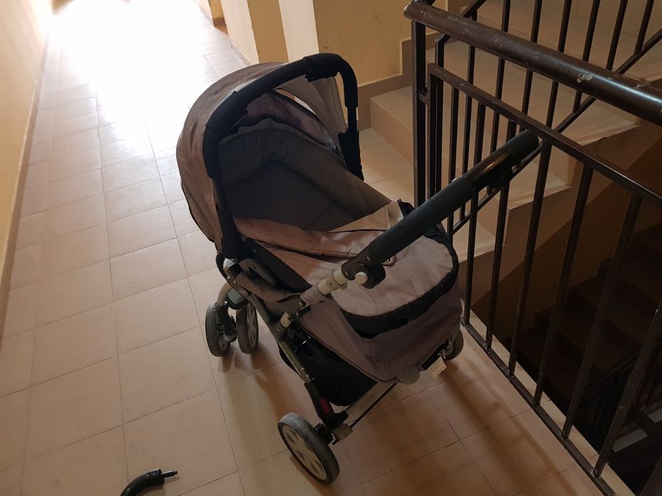 Бебешка количка Babydesign със зимен и летен кош