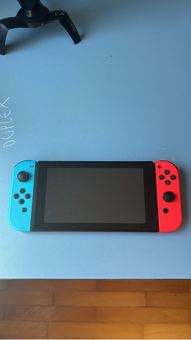 Vand nintendo switch conditie foarte buna