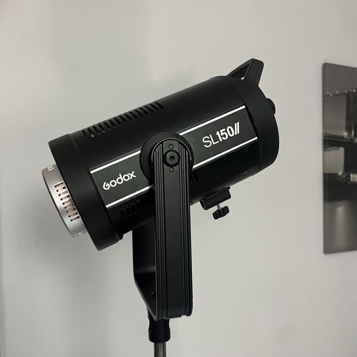 Godox SL150 II Bi + Softbox 80 Cm + Trepied 270CS