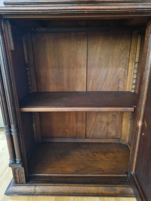 Антикварная мебель