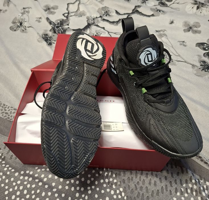 De vânzare Adidași marca Adidas