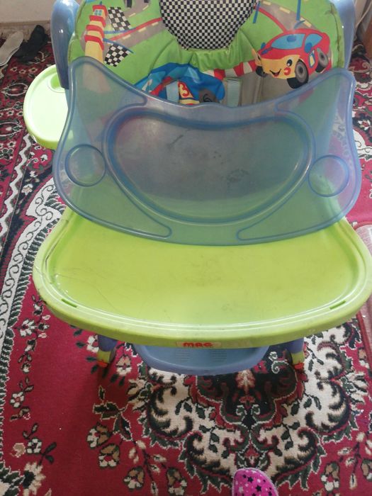 Детски стол за хранене