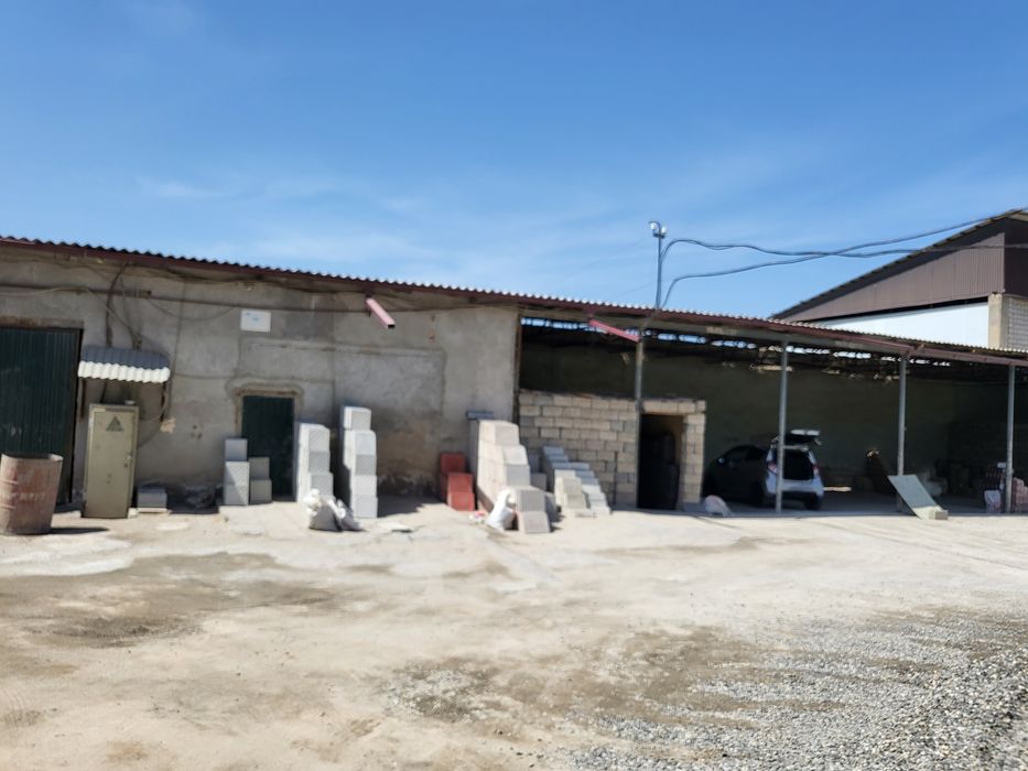 Помещение под бизнес 8 cоток (Производится)