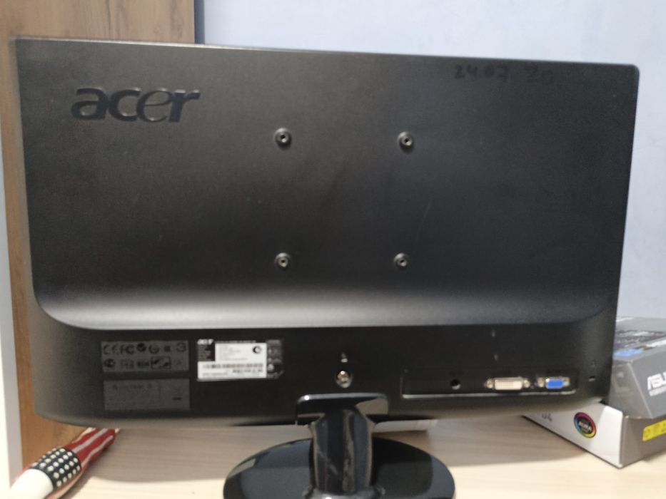 Продам монитор асер