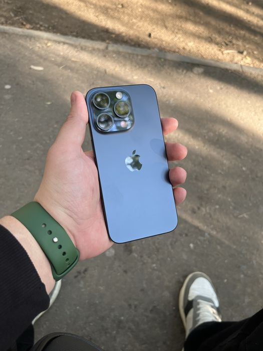 IPhone 15 pro 92 акб