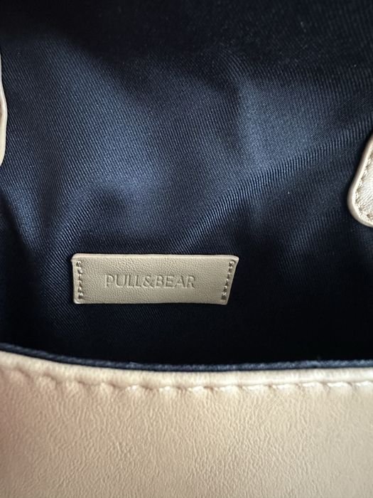 Дамска чанта на PULL&BEAR