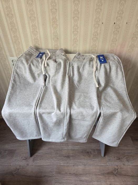 Продаётся две штаны