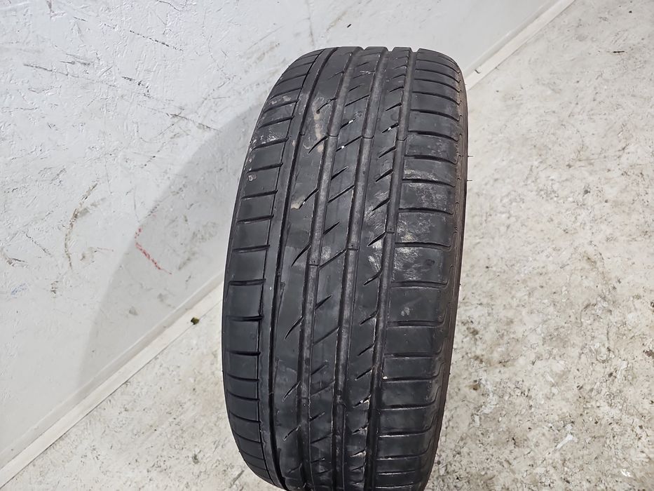 Set 2 anvelope vara Volkswagen Golf 7 (5G) [Fabr 2014-prezent] Hatchba