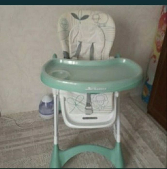 Стульчик для кормления