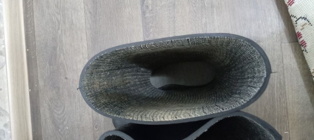 Продам резиновые сопоги