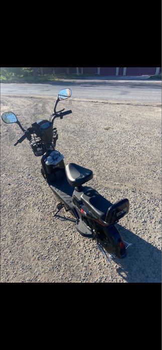 Электроскутер ск8