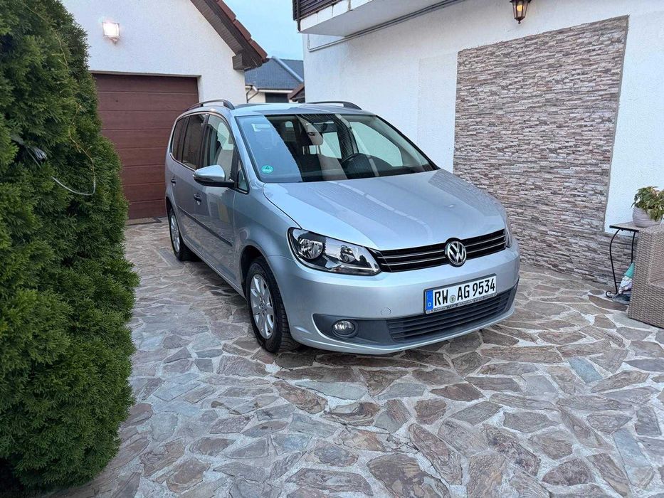 VOLKSWAGEN Touran 2013 — imagine 3