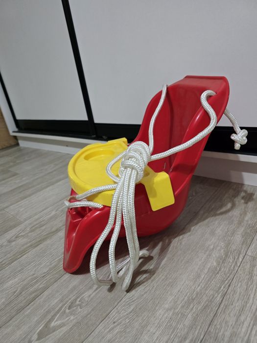 Продам качели детские