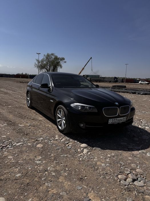 BMW 528i корейадан келген машина