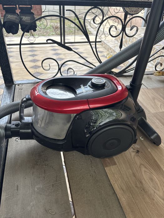 Пылесос бу,2025 года