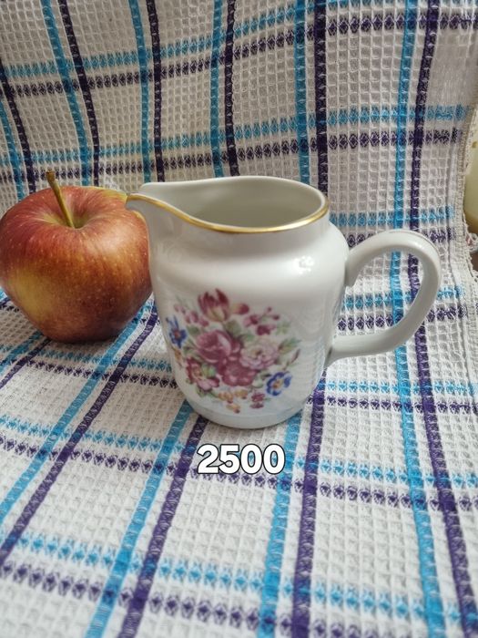 Молочники фарфоровые винтажные