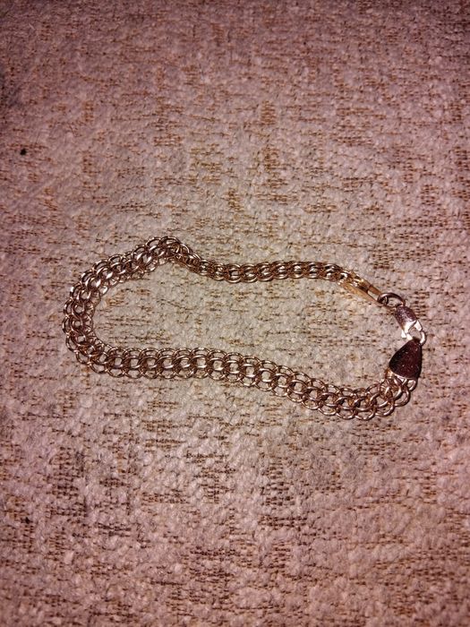 Продам золотую цепь