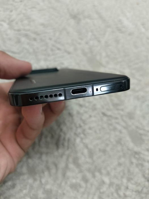 Xiaomi 14 12/512 глобальная версия