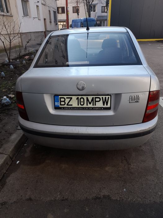 Skoda fabia diesel din 2007'itp pină în februarie 2027'consum4'5 bună pentru persoane fizice cu buget redus.