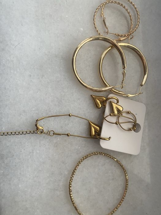 Vand separat sau toate