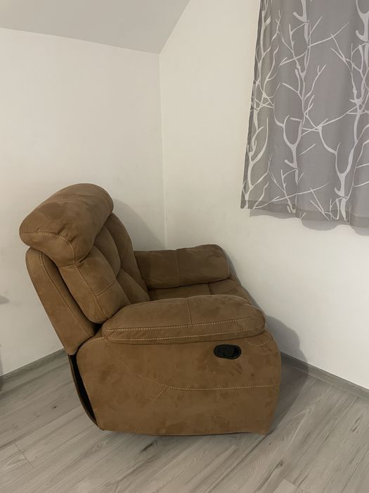 fotoliu extensibil(recliner cu suport pentru picioare)