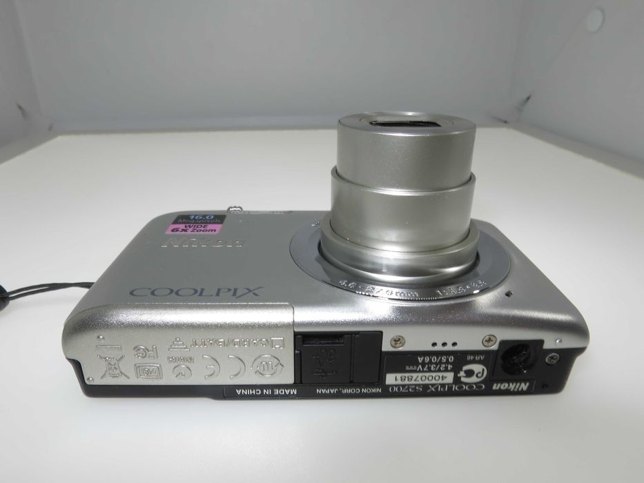 Nikon Coolpix S2700 ултра тънък компактен фотоапарат, дигитална цифрова камера като НОВА - 16 мегапискела, 6х оптичен зум, тествана и работи отлично