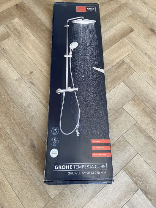 Продам душевую систему GROHE