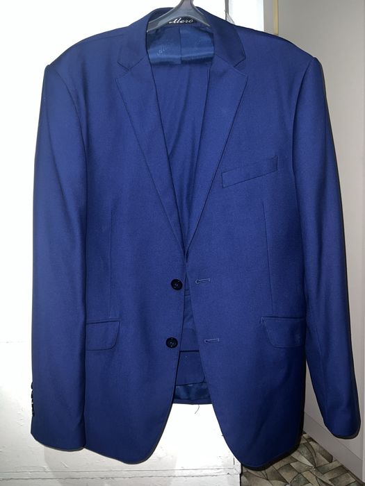 Продам костюм , смокинг