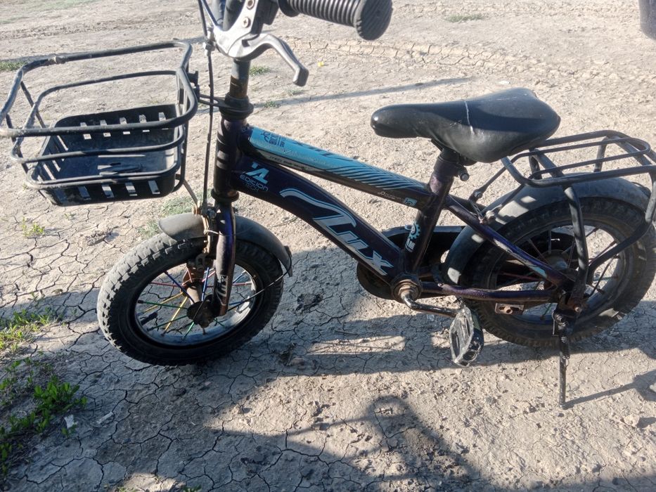 Детский велосипед сатылады