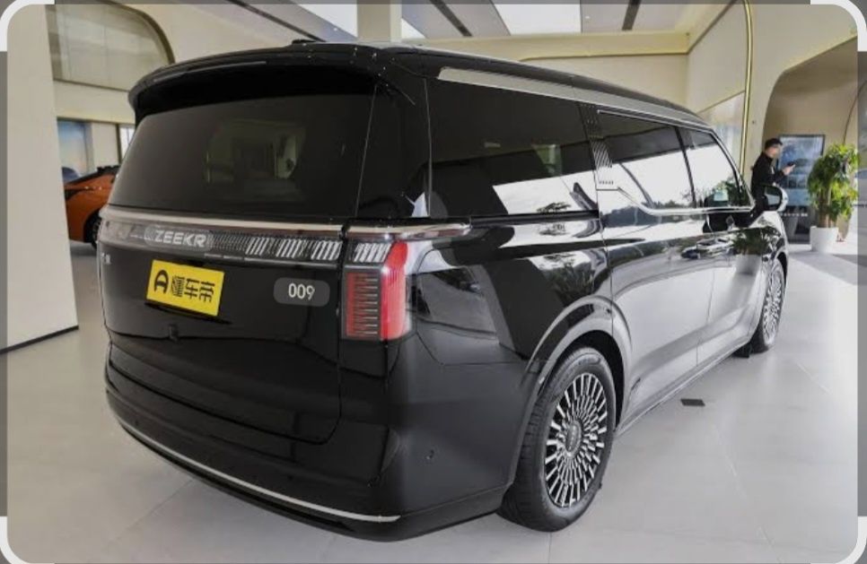 Zeekr 009 энг фули 2024 йил
