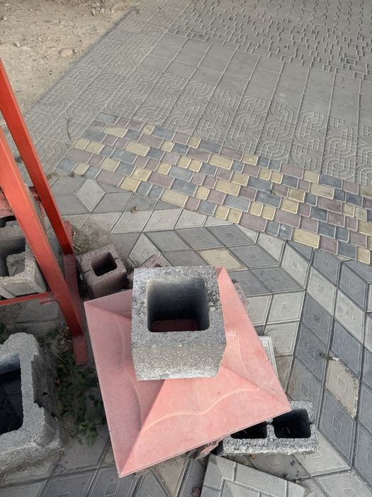 Сплитерный блок стеноаой заборный