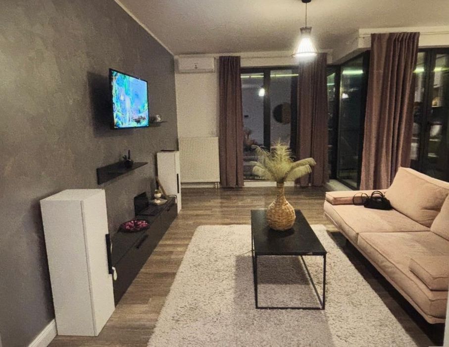 Inchiriez apartament 2 camere ultracentral