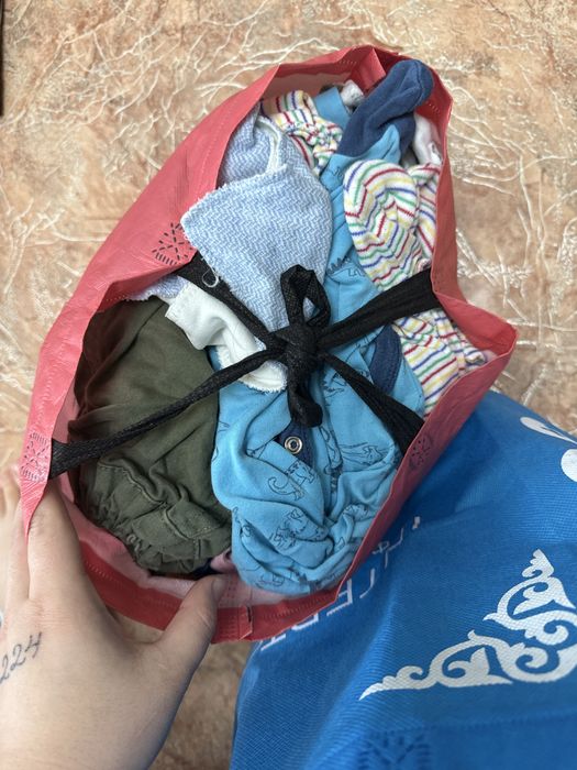 Отдам даром одежда